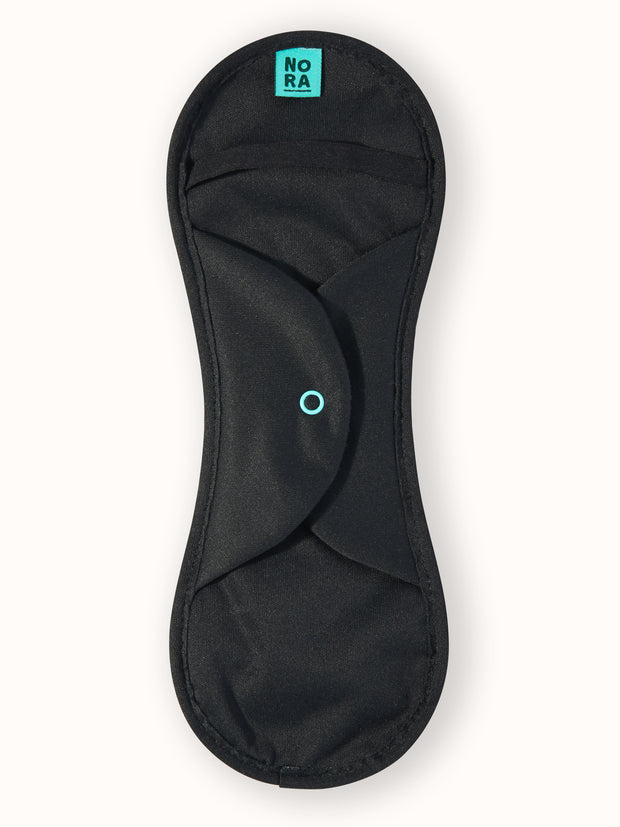 Moderate black pad front